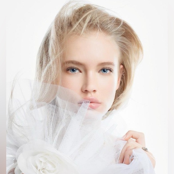 🌺🌺Display items coming 🌹🌹🌺🌺🌺 - Picture 1 of 3